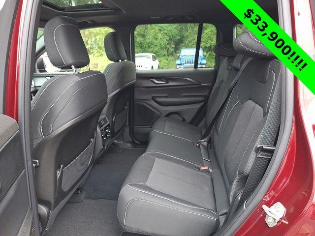 new 2025 Jeep Grand Cherokee car, priced at $37,414