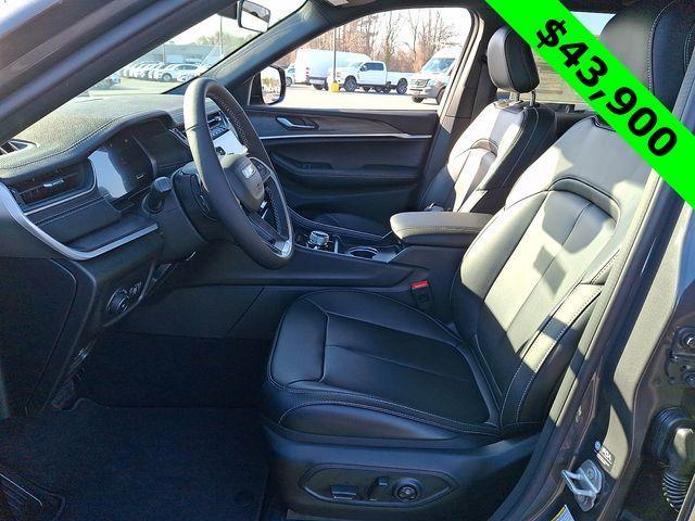 new 2025 Jeep Grand Cherokee car, priced at $43,362