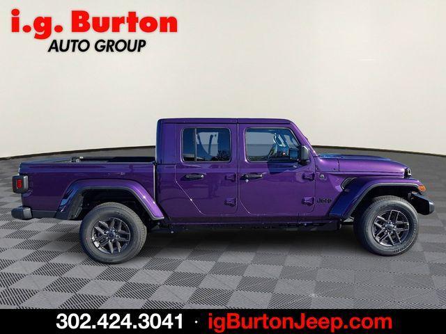 new 2026 Jeep Gladiator car, priced at $45,900