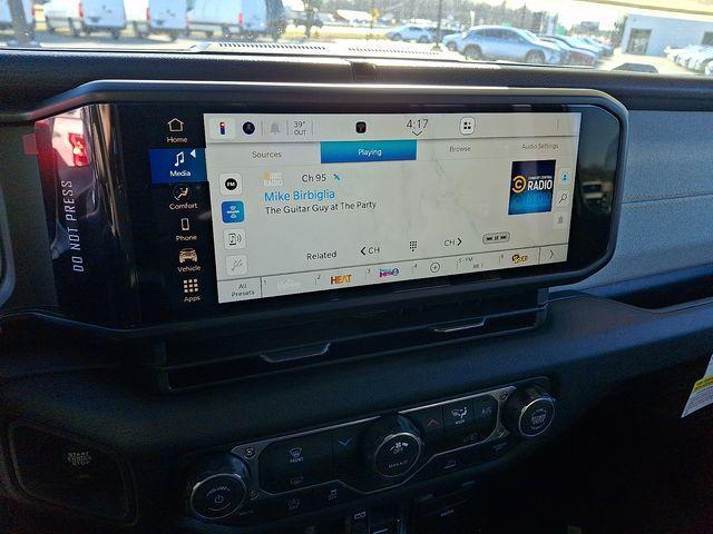 new 2026 Jeep Gladiator car, priced at $45,900