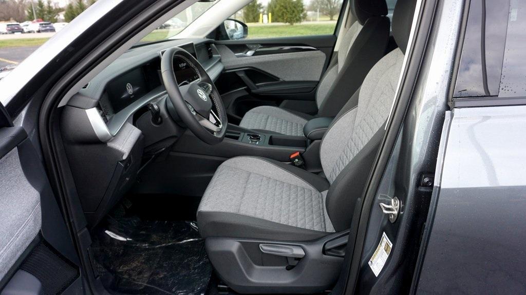 new 2026 Volkswagen Tiguan car, priced at $32,992