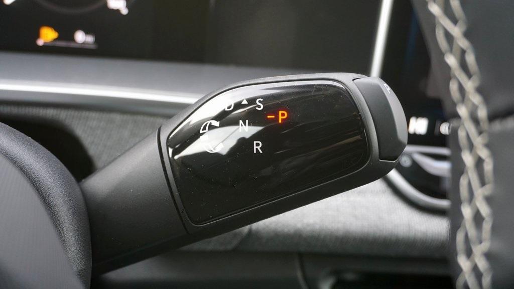 new 2026 Volkswagen Tiguan car, priced at $32,992