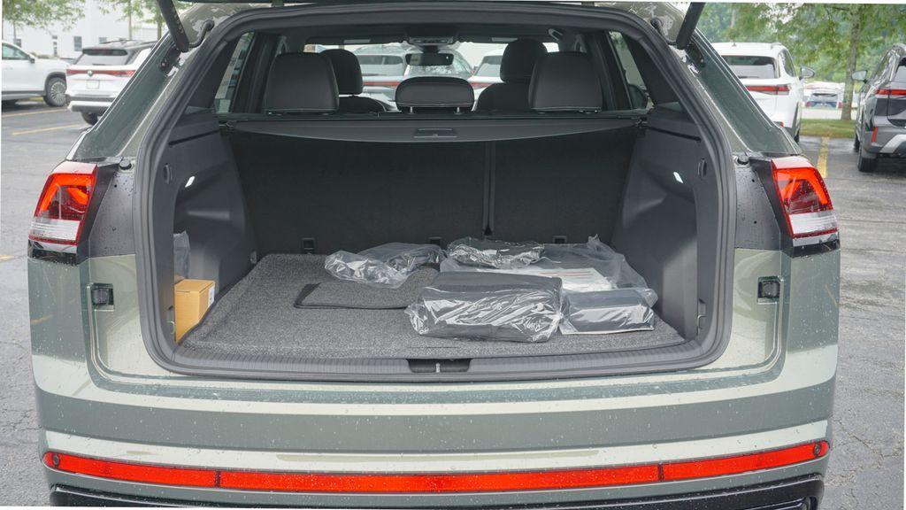 new 2026 Volkswagen Atlas Cross Sport car, priced at $53,409