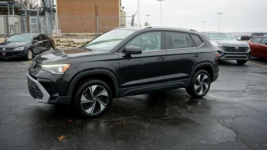 new 2026 Volkswagen Taos car, priced at $33,322