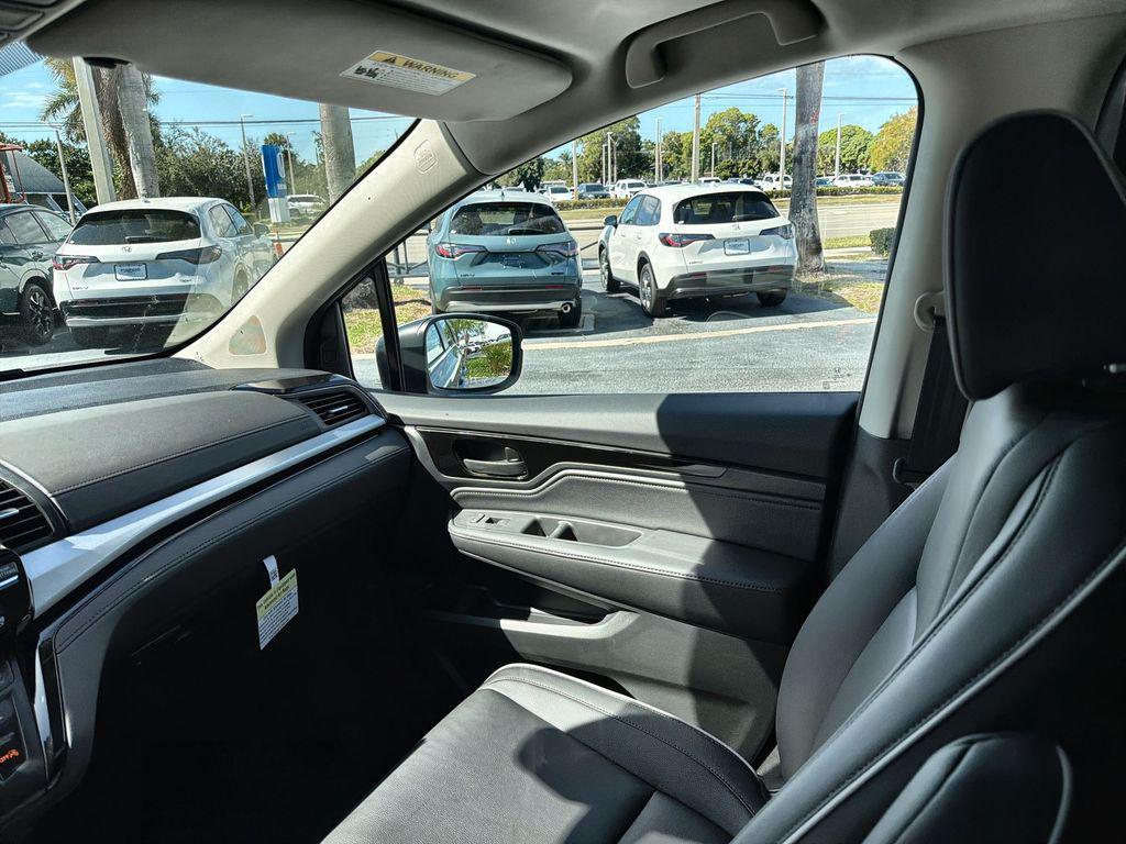 new 2026 Honda Odyssey car, priced at $47,467