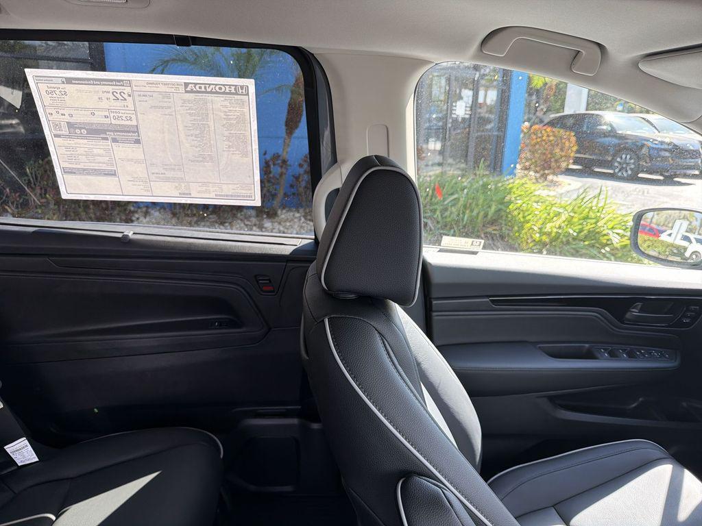 new 2026 Honda Odyssey car, priced at $47,467