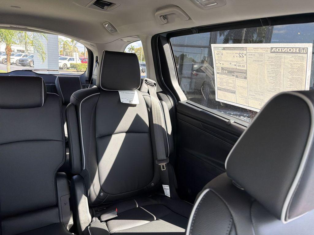 new 2026 Honda Odyssey car, priced at $47,467