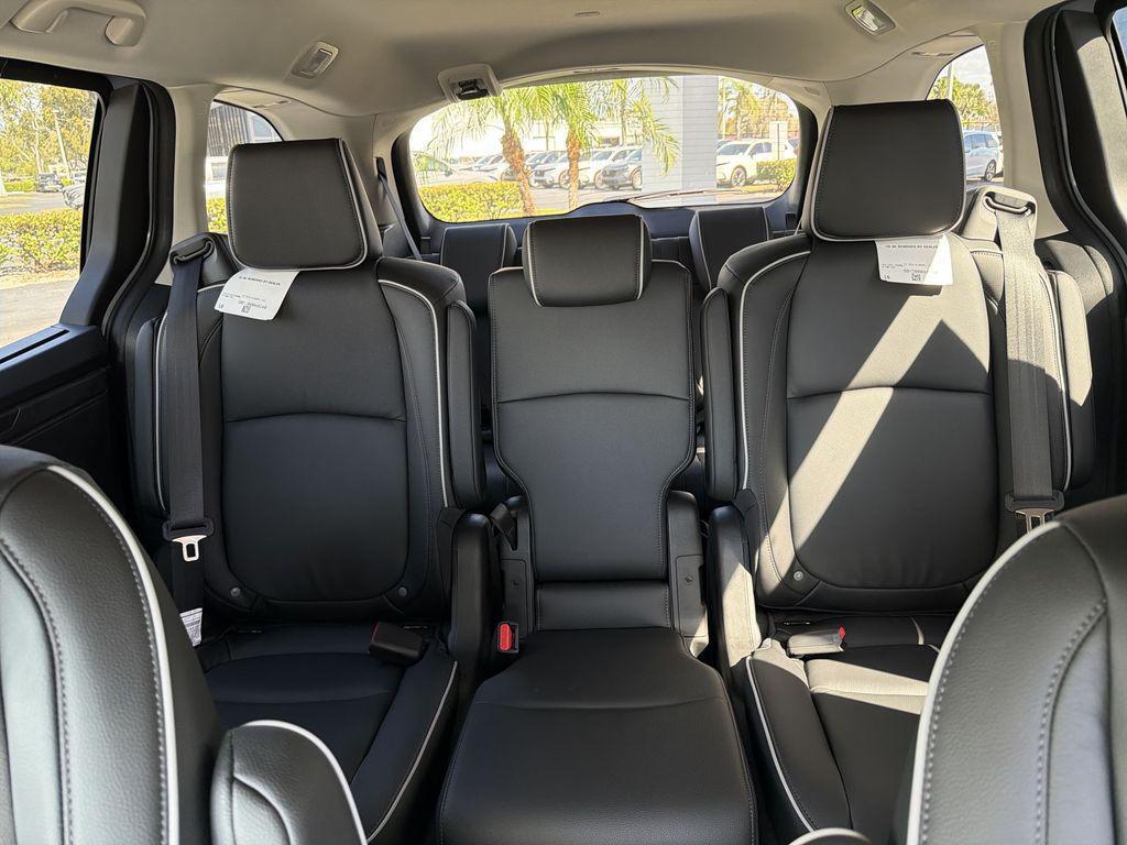 new 2026 Honda Odyssey car, priced at $47,467