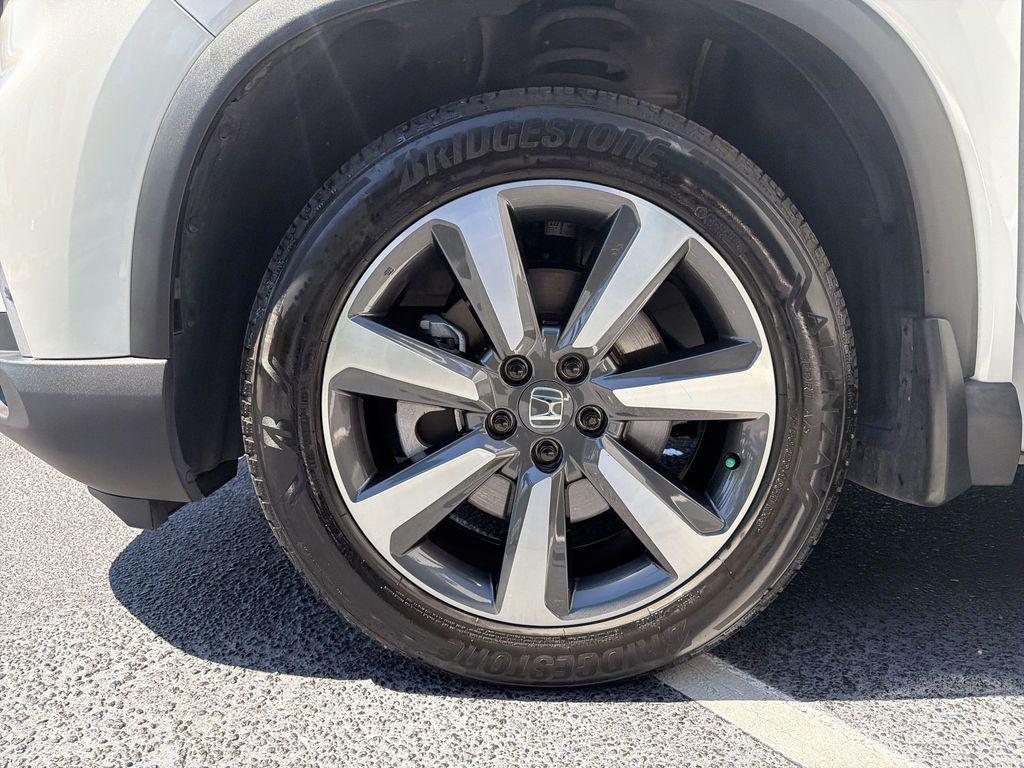 used 2023 Honda Pilot car, priced at $39,199