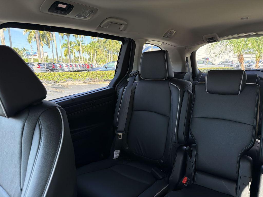 new 2026 Honda Odyssey car, priced at $47,790