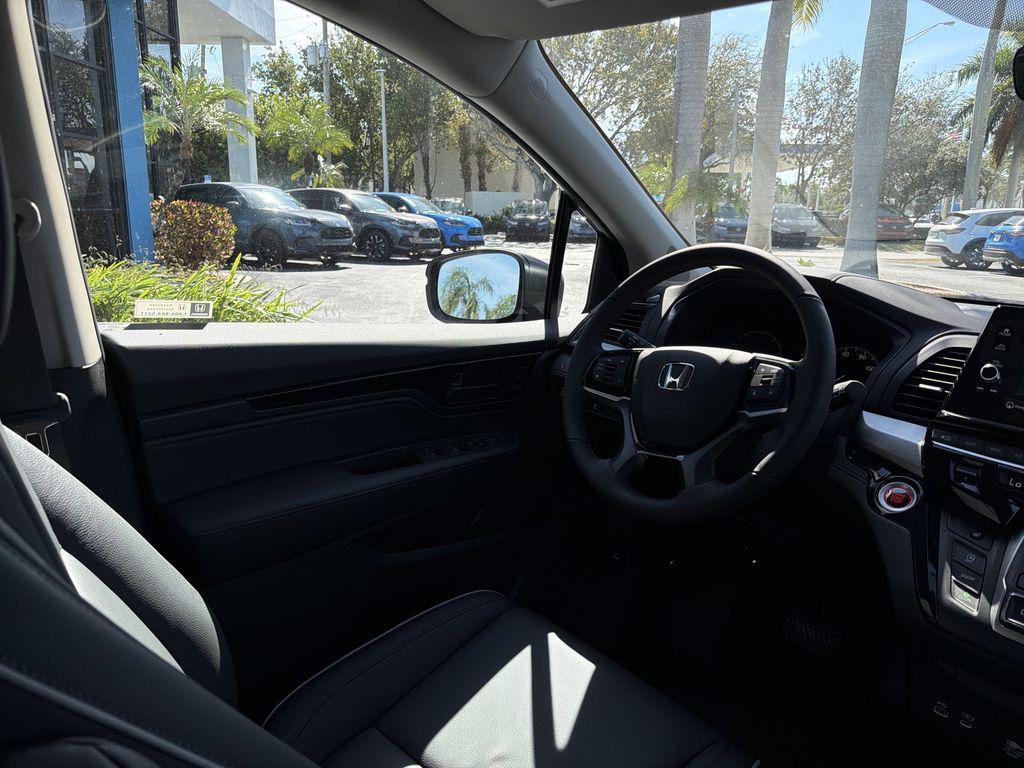 new 2026 Honda Odyssey car, priced at $47,790