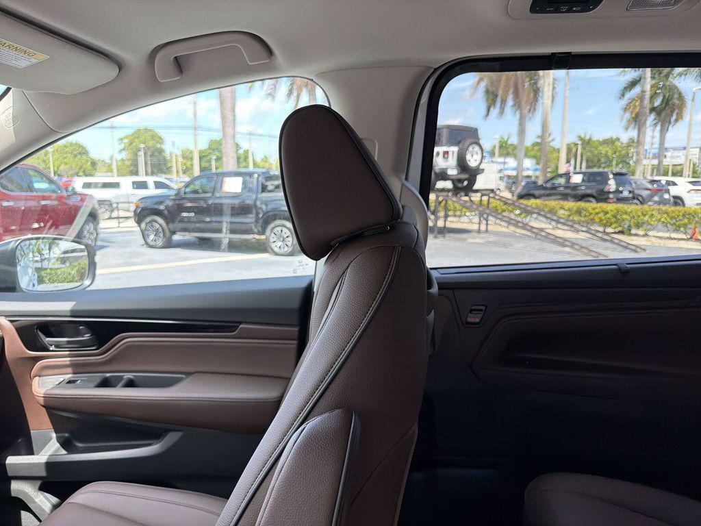 new 2026 Honda Odyssey car, priced at $47,467