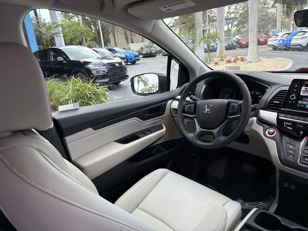 new 2026 Honda Odyssey car, priced at $42,518