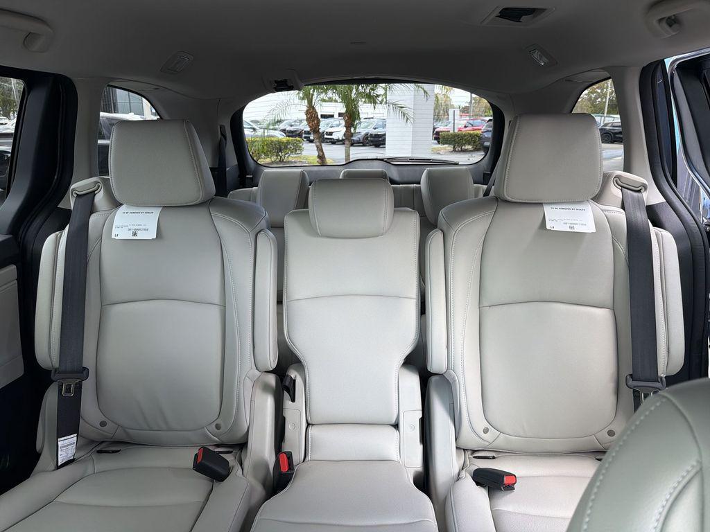 new 2026 Honda Odyssey car, priced at $42,518