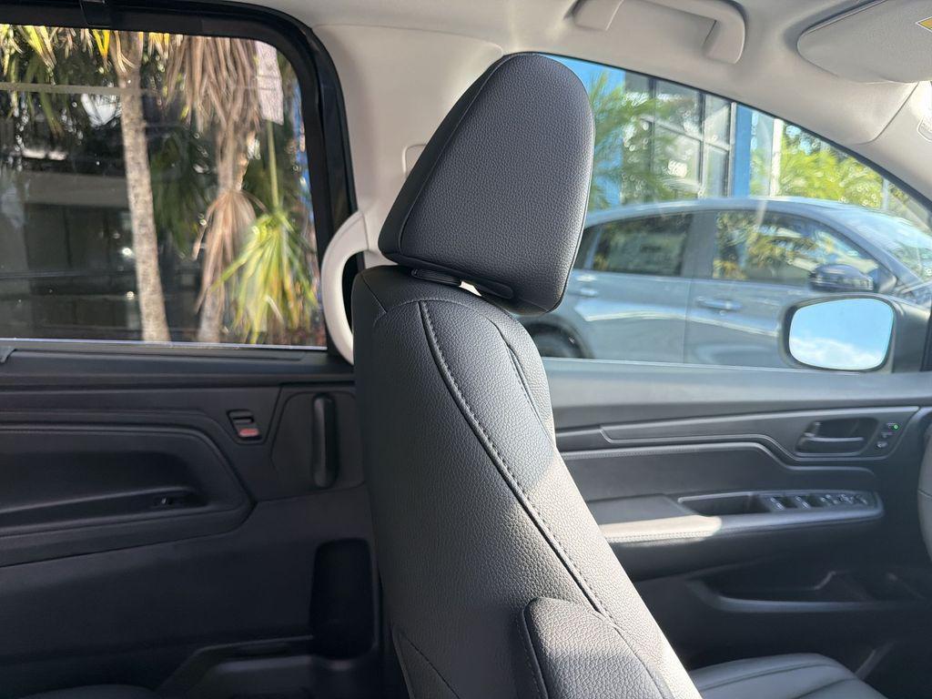 new 2026 Honda Odyssey car, priced at $42,518