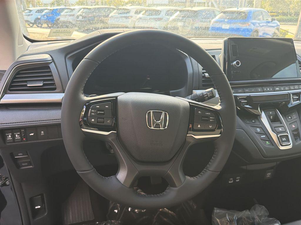 new 2026 Honda Odyssey car, priced at $42,518