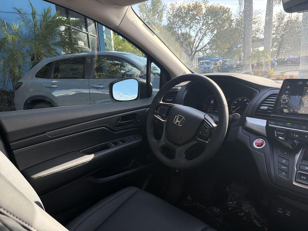 new 2026 Honda Odyssey car, priced at $42,518