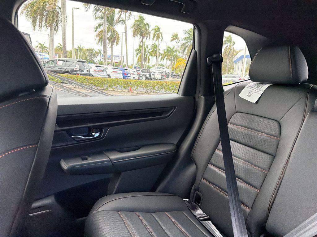 new 2026 Honda CR-V Hybrid car, priced at $38,568