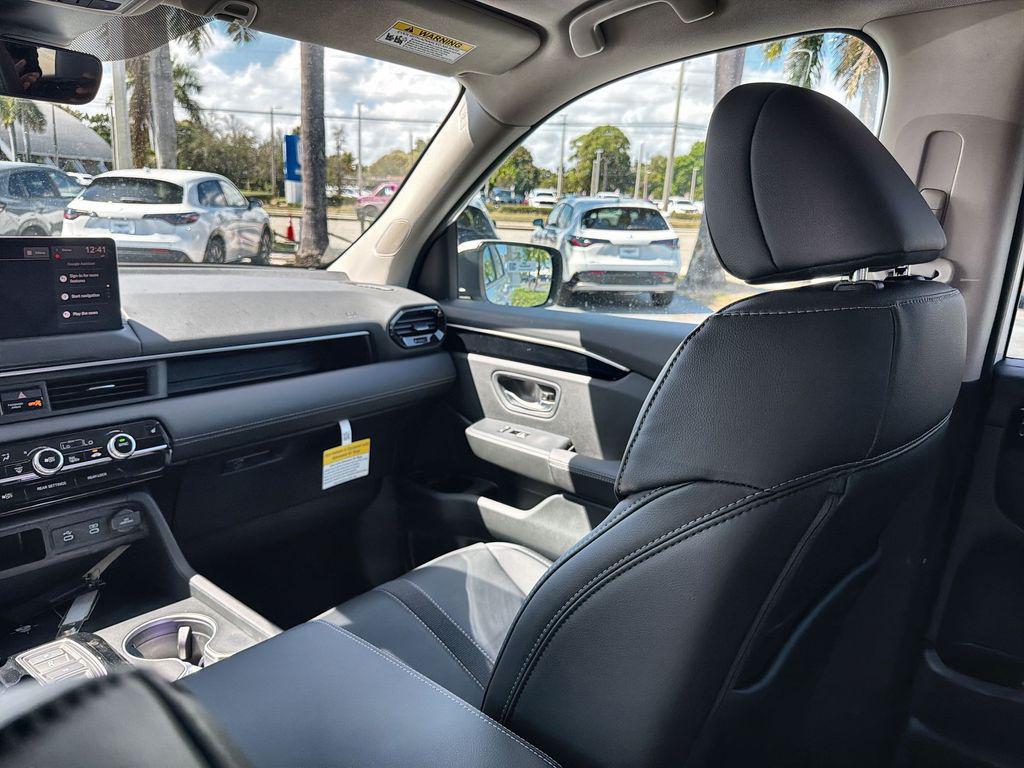 new 2026 Honda Pilot car, priced at $46,603
