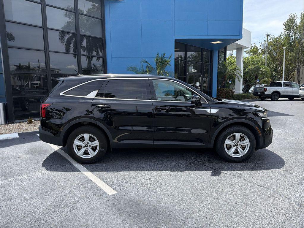 used 2023 Kia Sorento car, priced at $23,991