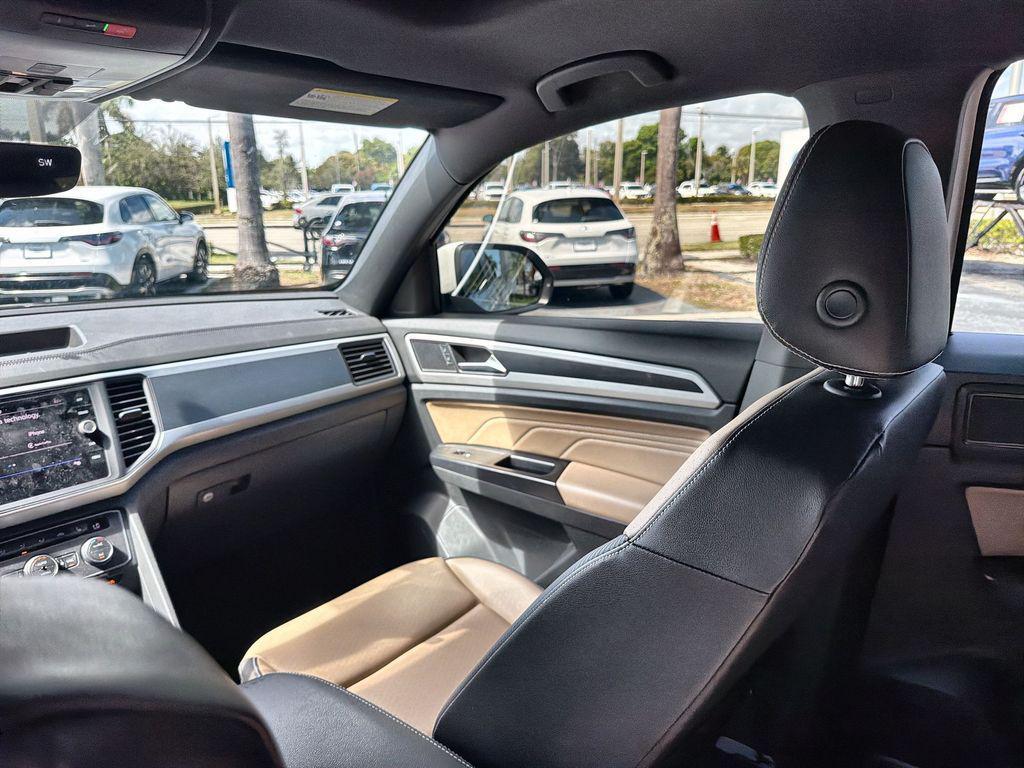 used 2021 Volkswagen Atlas Cross Sport car, priced at $20,454