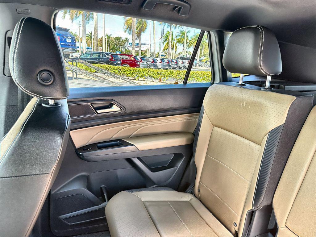 used 2021 Volkswagen Atlas Cross Sport car, priced at $20,454