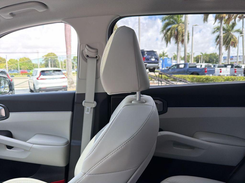 used 2026 Kia Sorento car, priced at $35,678