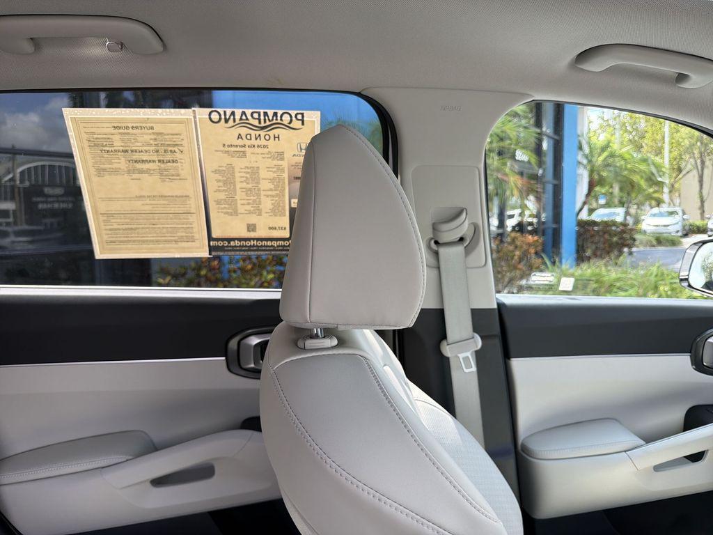 used 2026 Kia Sorento car, priced at $35,678