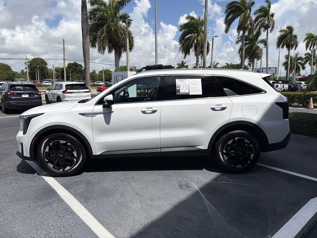 used 2026 Kia Sorento car, priced at $35,678
