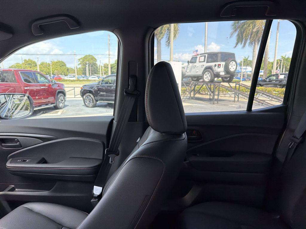 new 2025 Honda Ridgeline car, priced at $46,830