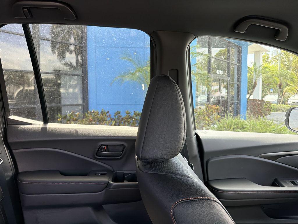 new 2025 Honda Ridgeline car, priced at $46,830