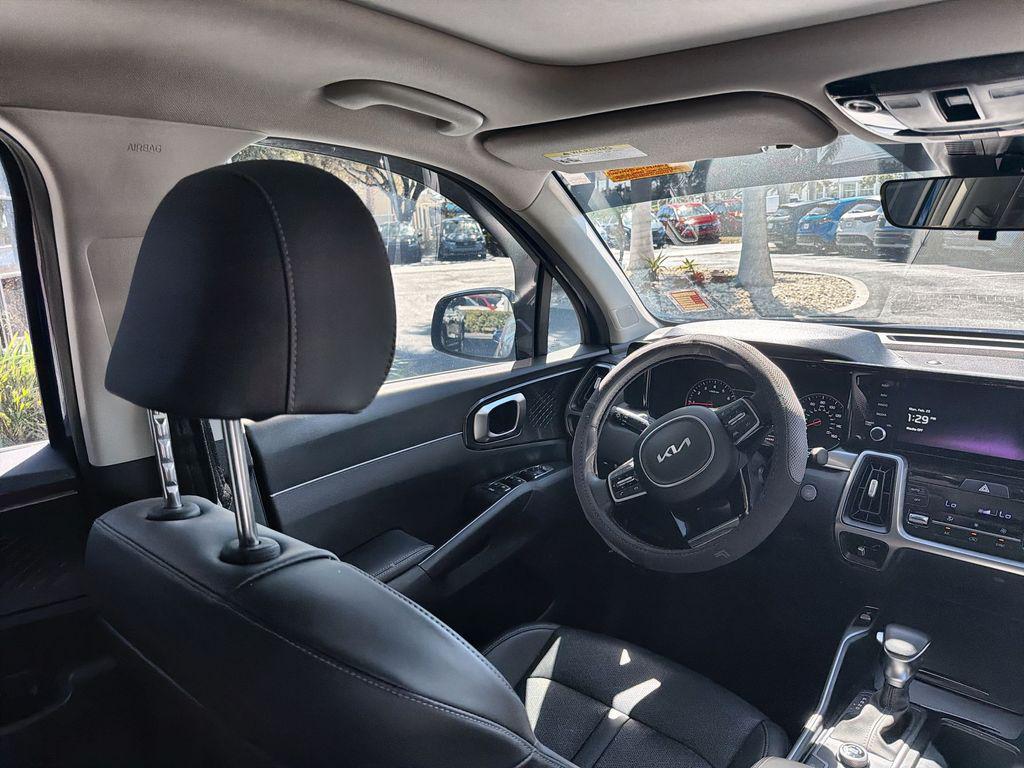 used 2023 Kia Sorento car, priced at $24,935