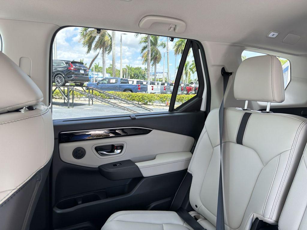 new 2026 Honda Pilot car, priced at $44,587