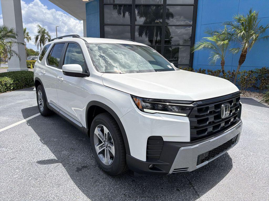 new 2026 Honda Pilot car, priced at $44,587