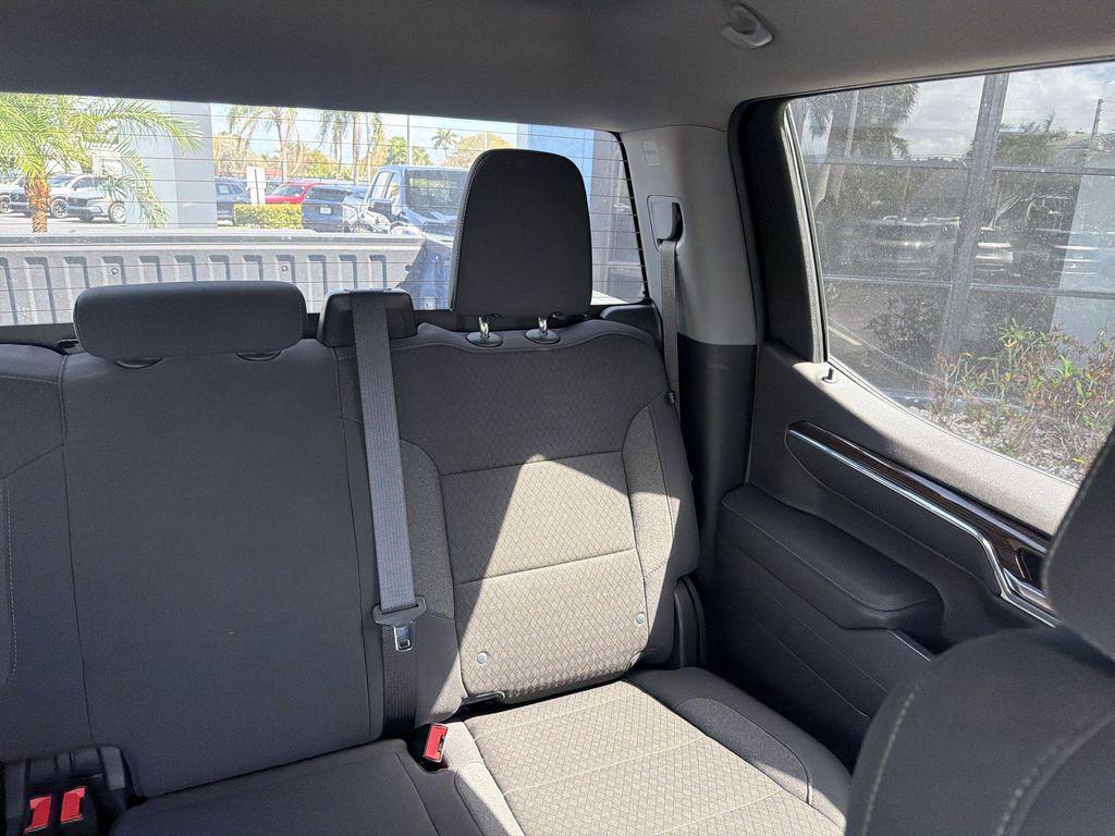 used 2024 Chevrolet Silverado 1500 car, priced at $35,214