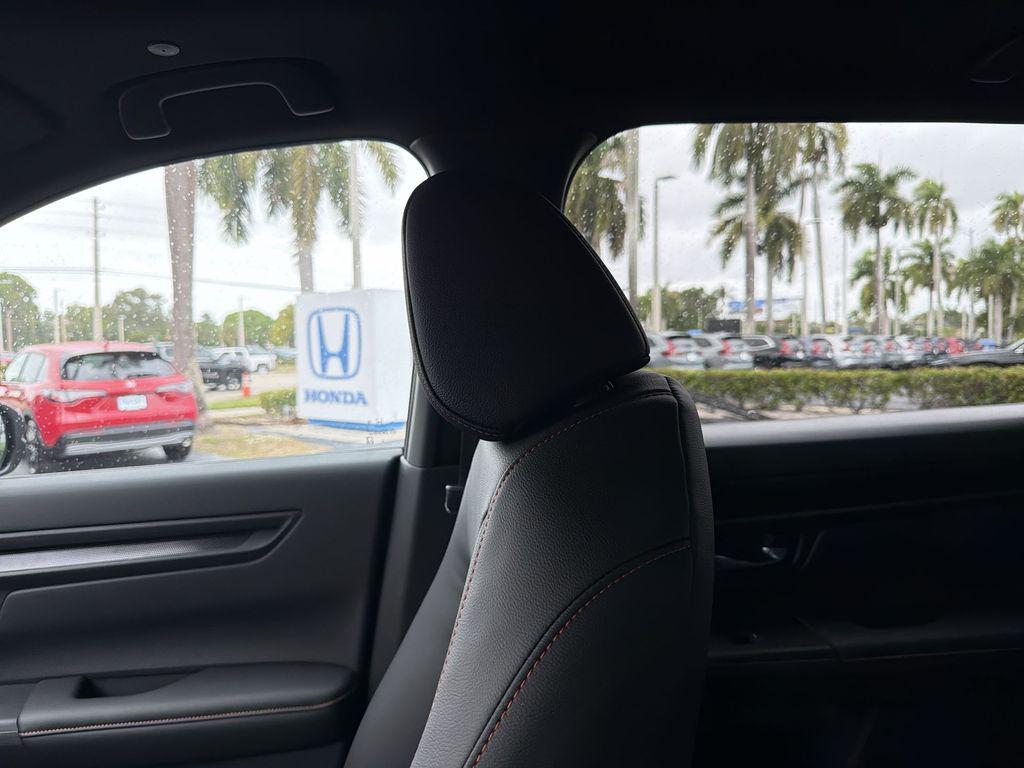 new 2026 Honda CR-V Hybrid car, priced at $39,005