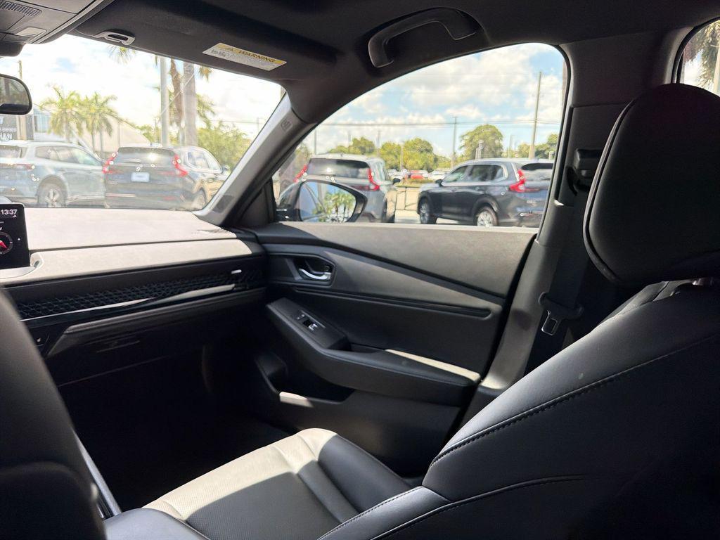 used 2025 Honda Accord Hybrid car, priced at $32,299