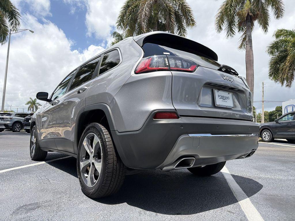 used 2019 Jeep Cherokee car, priced at $19,396