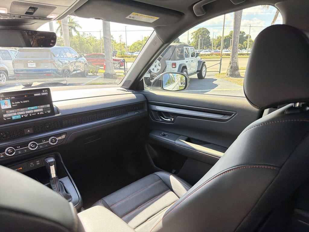 used 2024 Honda CR-V Hybrid car, priced at $32,300