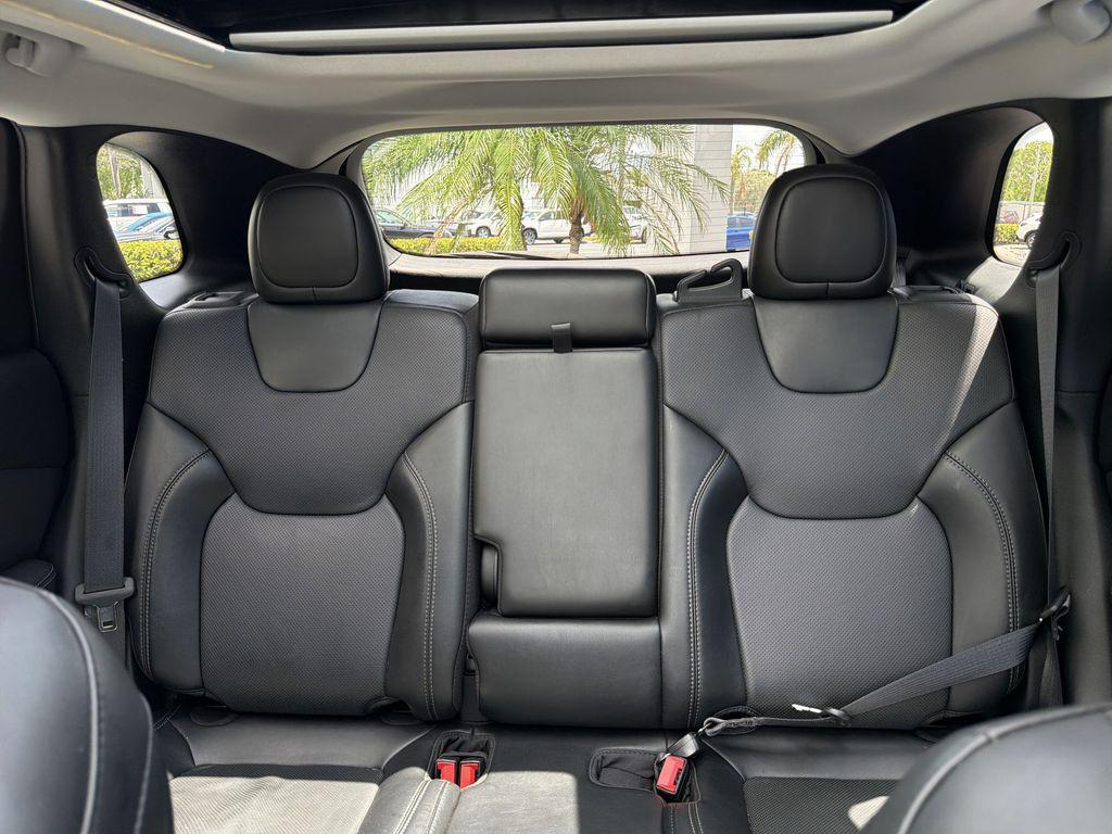 used 2023 Jeep Cherokee car, priced at $25,399