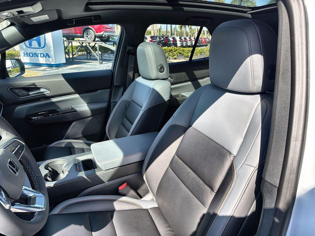 new 2026 Honda Prologue car, priced at $54,192