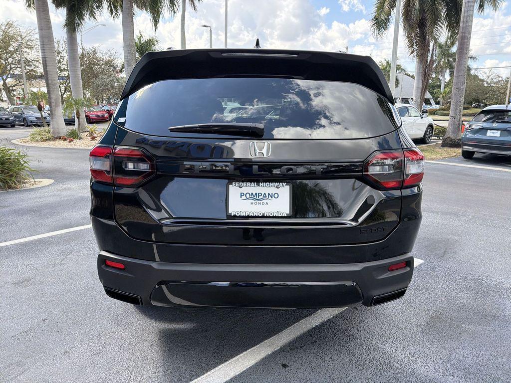 new 2026 Honda Pilot car, priced at $41,942