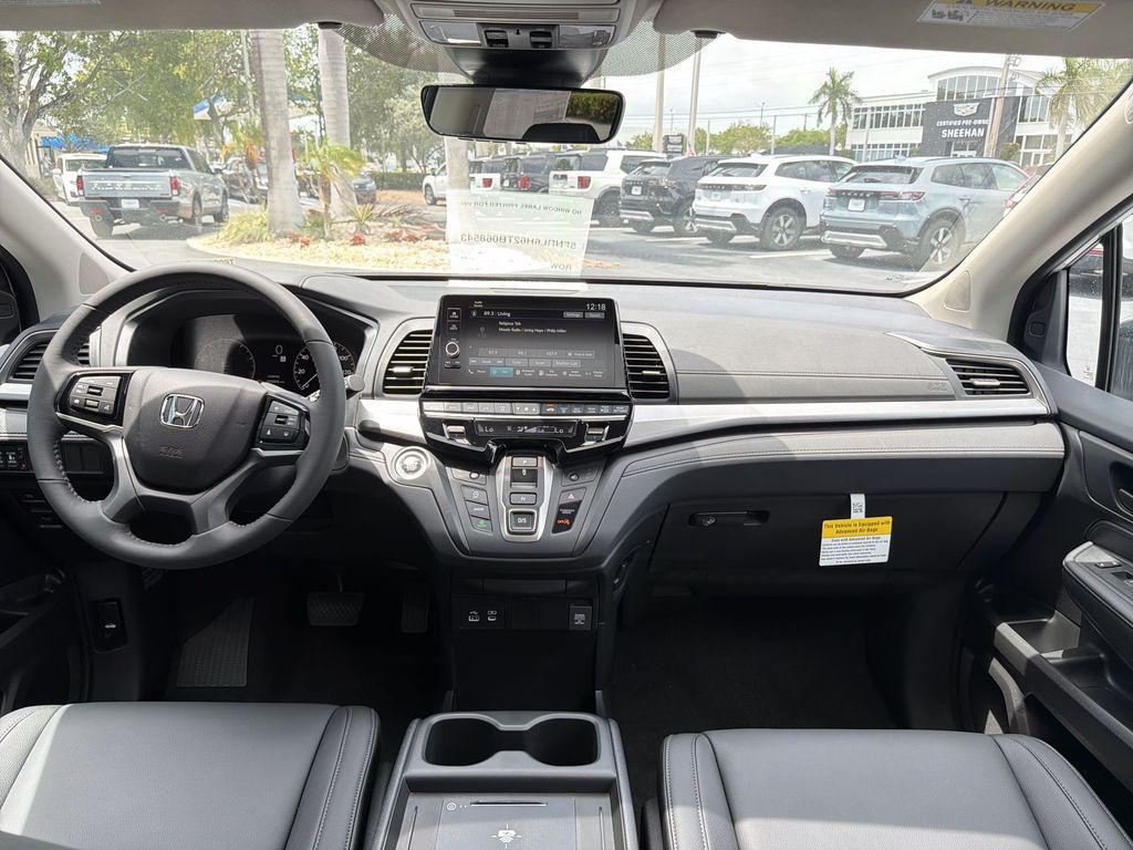 new 2026 Honda Odyssey car, priced at $46,528