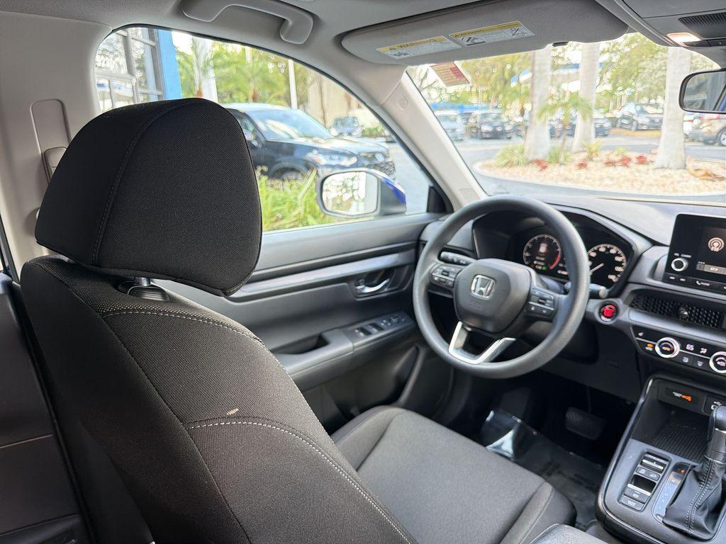 used 2023 Honda CR-V car, priced at $27,000