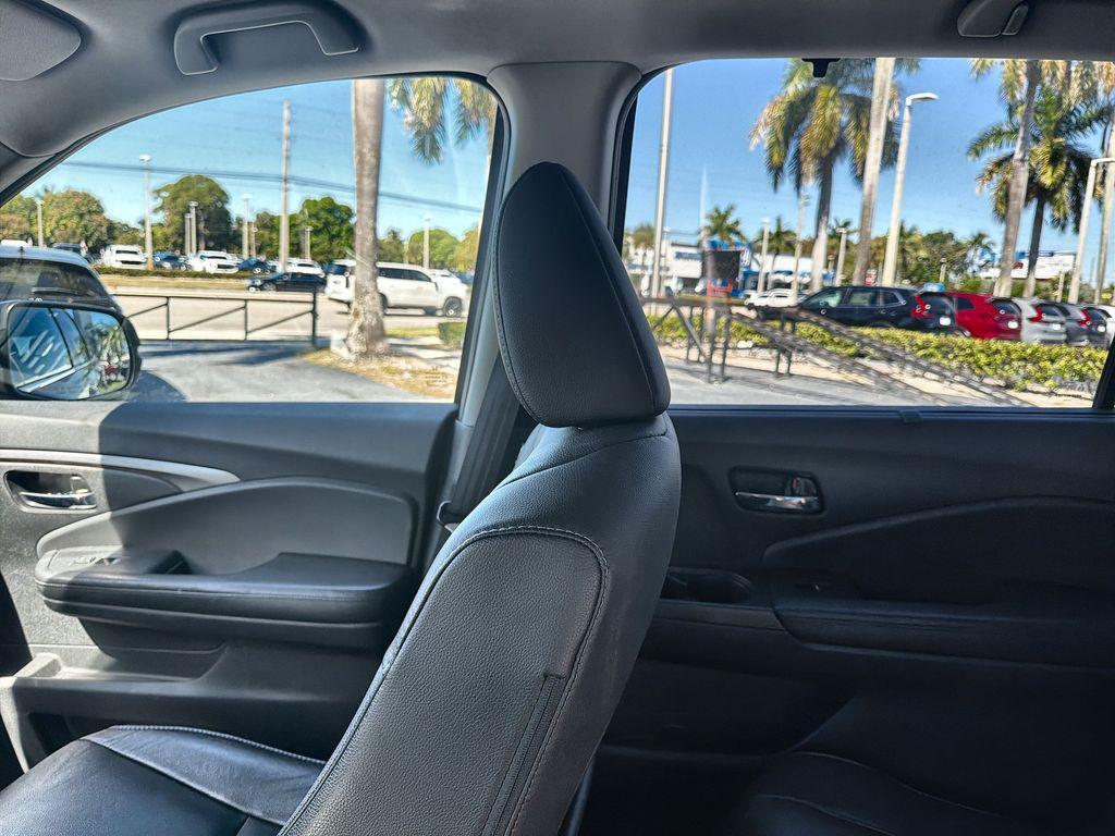 used 2019 Honda Pilot car, priced at $23,962