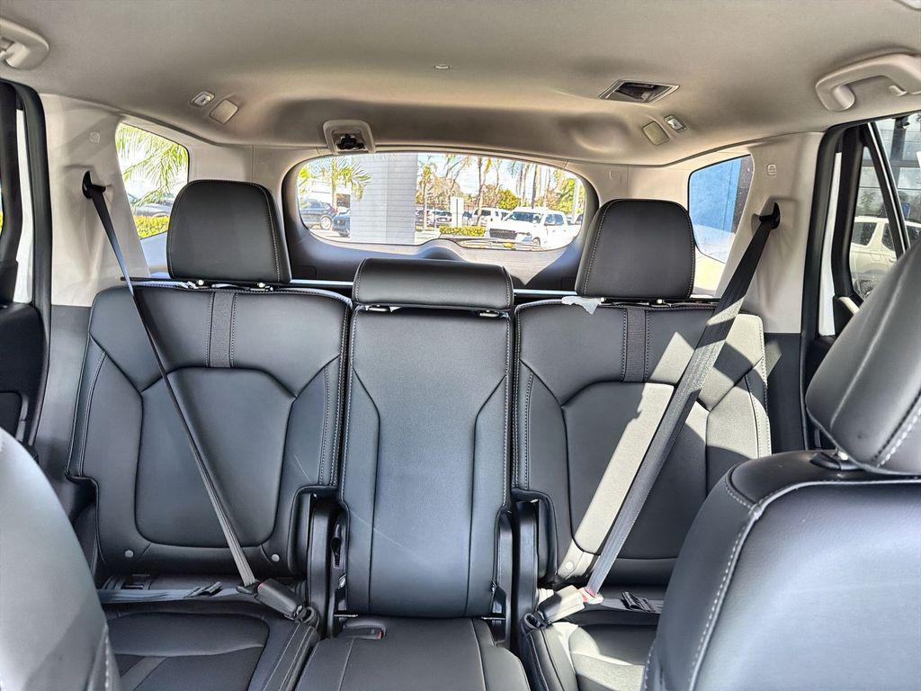 new 2026 Honda Pilot car, priced at $54,667