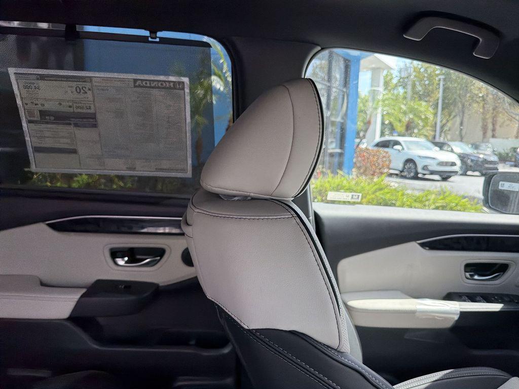 new 2026 Honda Passport car, priced at $52,644