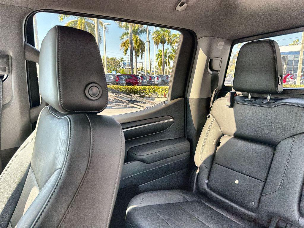 used 2023 GMC Sierra 1500 car, priced at $48,202