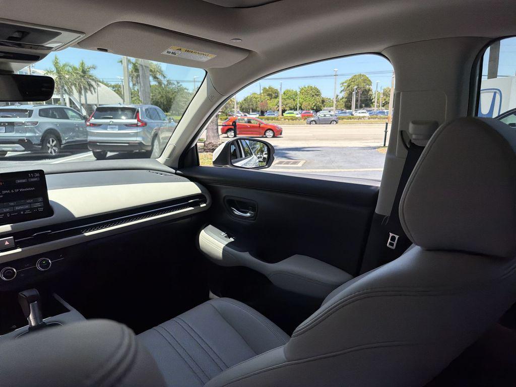 used 2025 Honda HR-V car, priced at $27,807