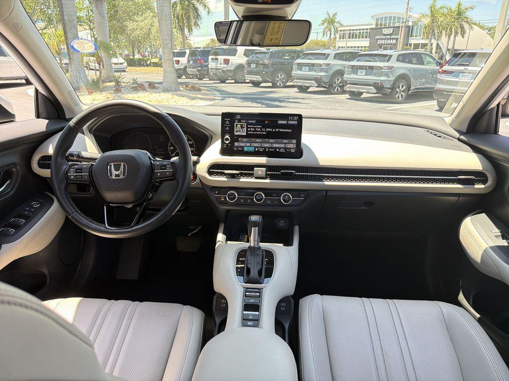 used 2025 Honda HR-V car, priced at $27,807